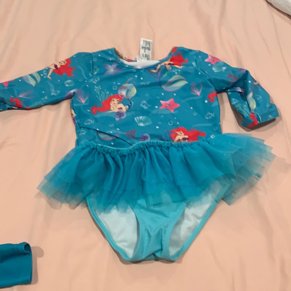 Girls 2piece swimsuit little mermaid & Star Wars